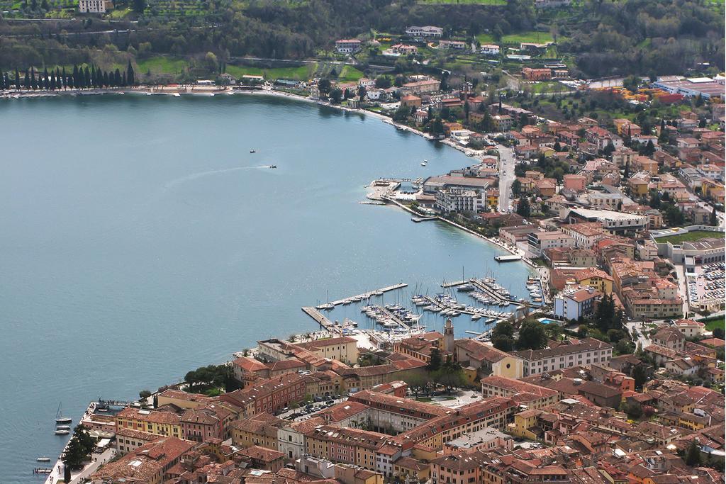Apartament Antico Palazzo Signorile Salò Zewnętrze zdjęcie